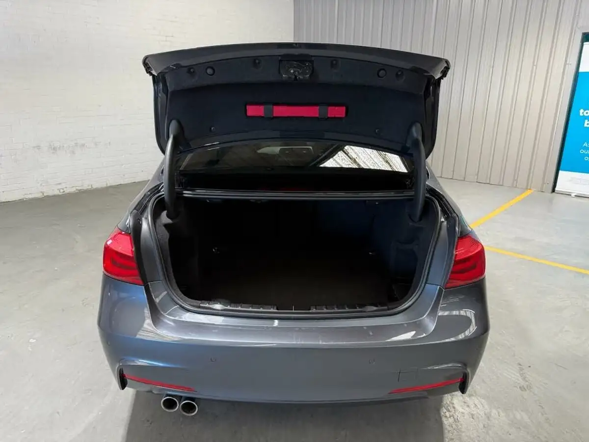 2017-bmw-3-series-30td-335d-xdrive-m-sport-saloon-4d-big-11