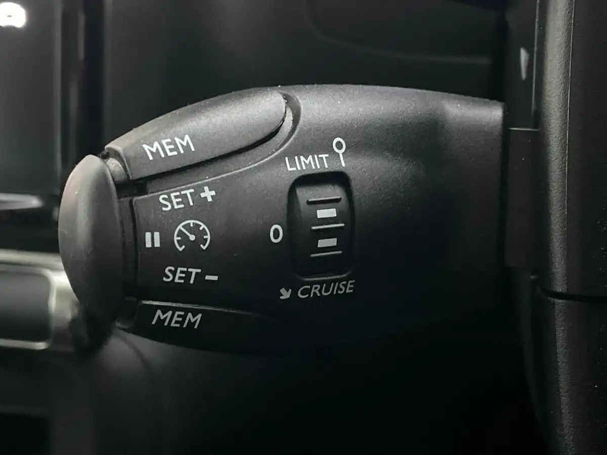 2023-citroen-c3-12-puretech-c-series-edition-83ps-ss-big-26