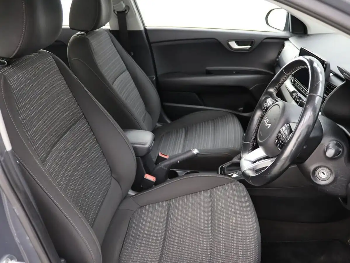 2021-kia-stonic-10-t-gdi-2-99bhp-dct-big-8