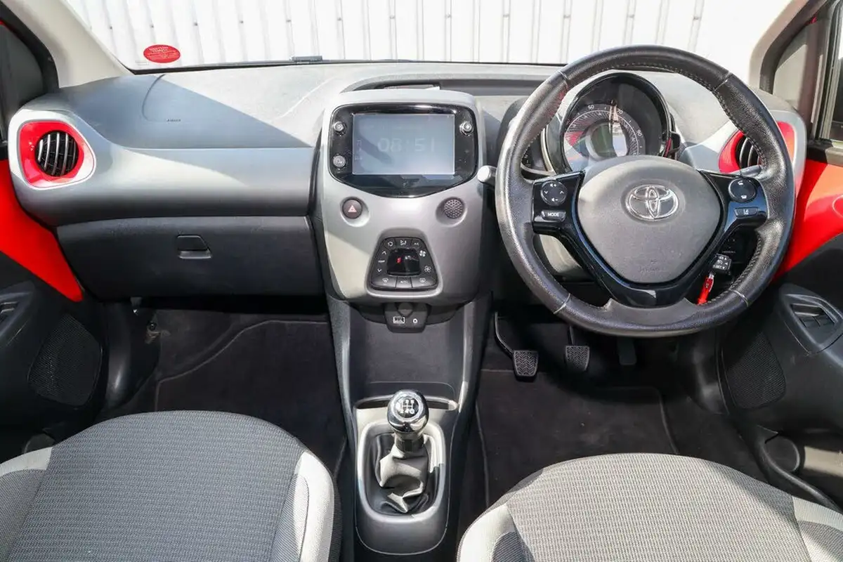 2021-toyota-aygo-10-vvt-i-x-trend-tss-big-4