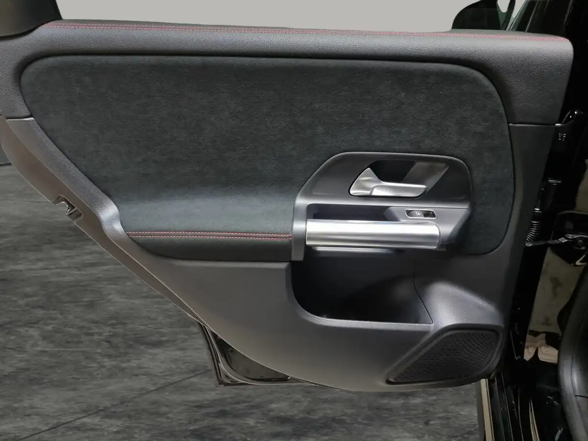 2023-mercedes-benz-b-class-13-b200-amg-line-executive-big-31