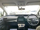 2018-toyota-prius-hybrid-small-32