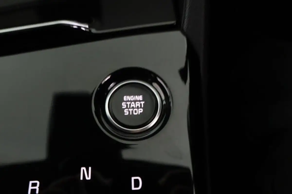 2022-kia-sportage-16-t-gdi-gt-line-226bhp-hev-1598cc-auto-big-18