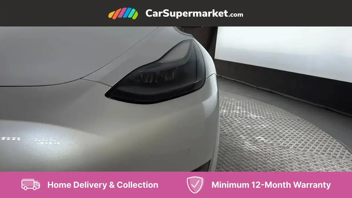 2022-tesla-model-y-e-long-range-big-21
