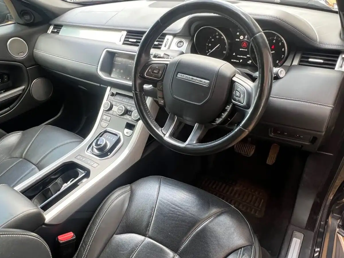 2017-land-rover-range-rover-evoque-20-si4-autobiography-hatchback-5d-big-28