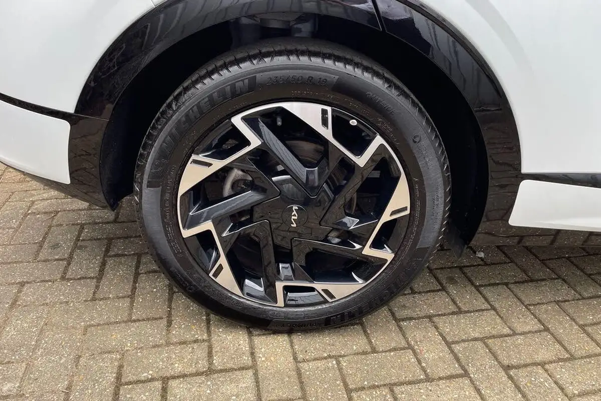 2024-kia-sportage-16-t-gdi-gt-line-148bhp-big-27