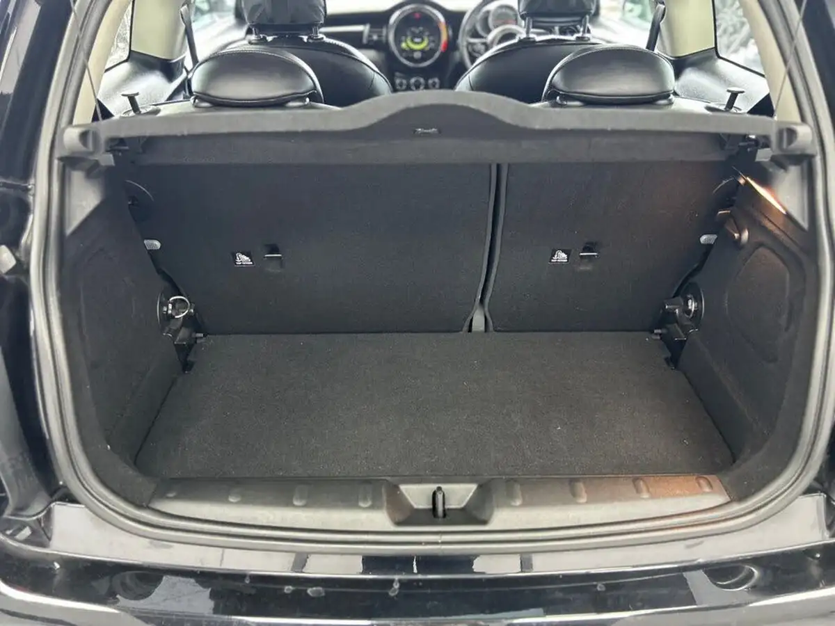 2018-mini-cooper-20-cooper-s-seven-ss-3d-big-55