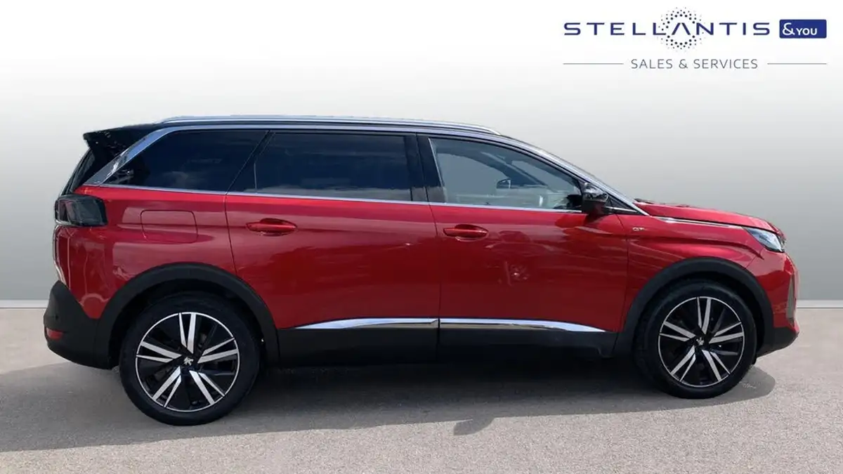 2022-peugeot-5008-suv-12-puretech-gt-premium-big-1