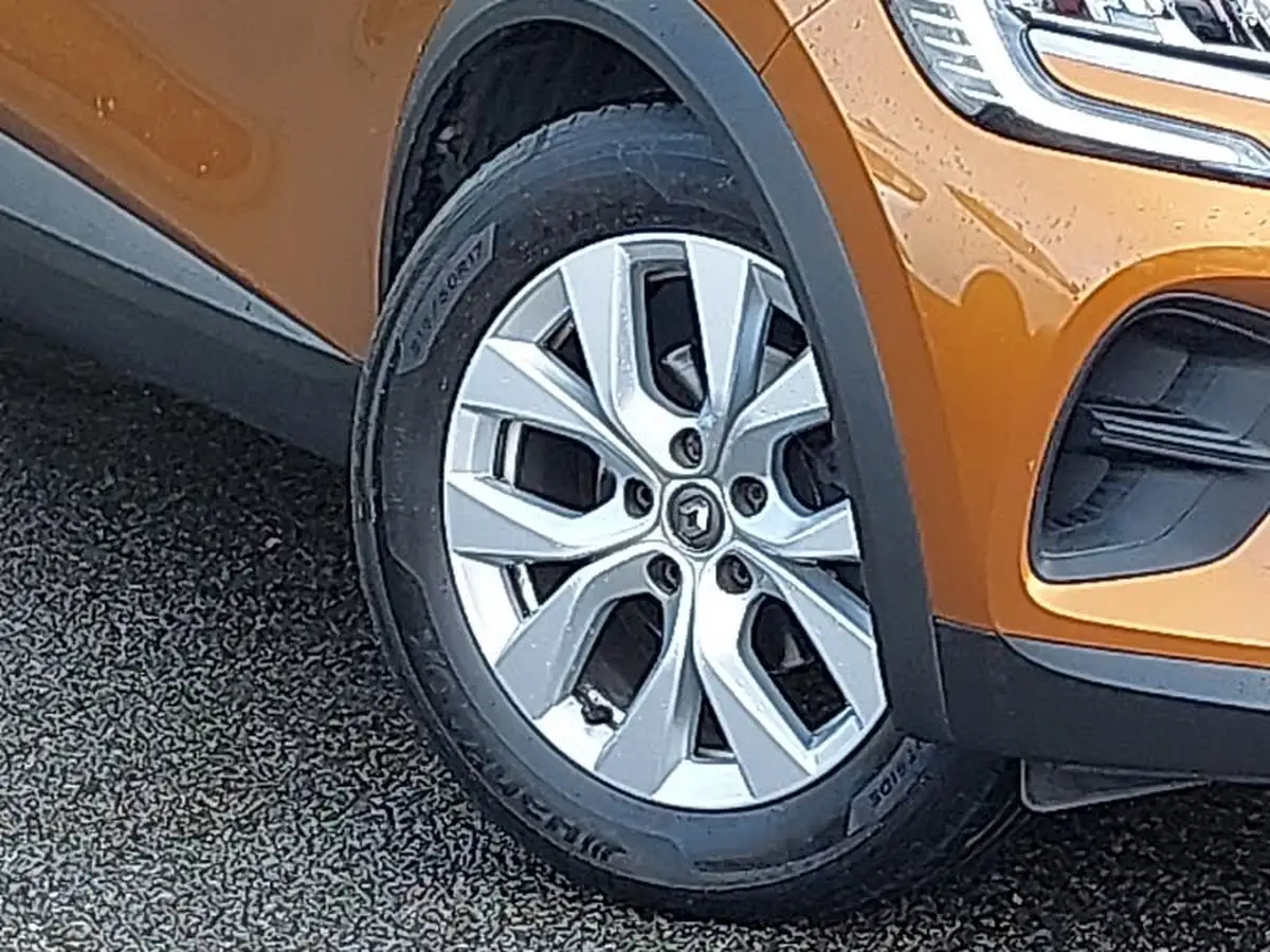 2021-renault-captur-13-tce-iconic-140ps-big-8