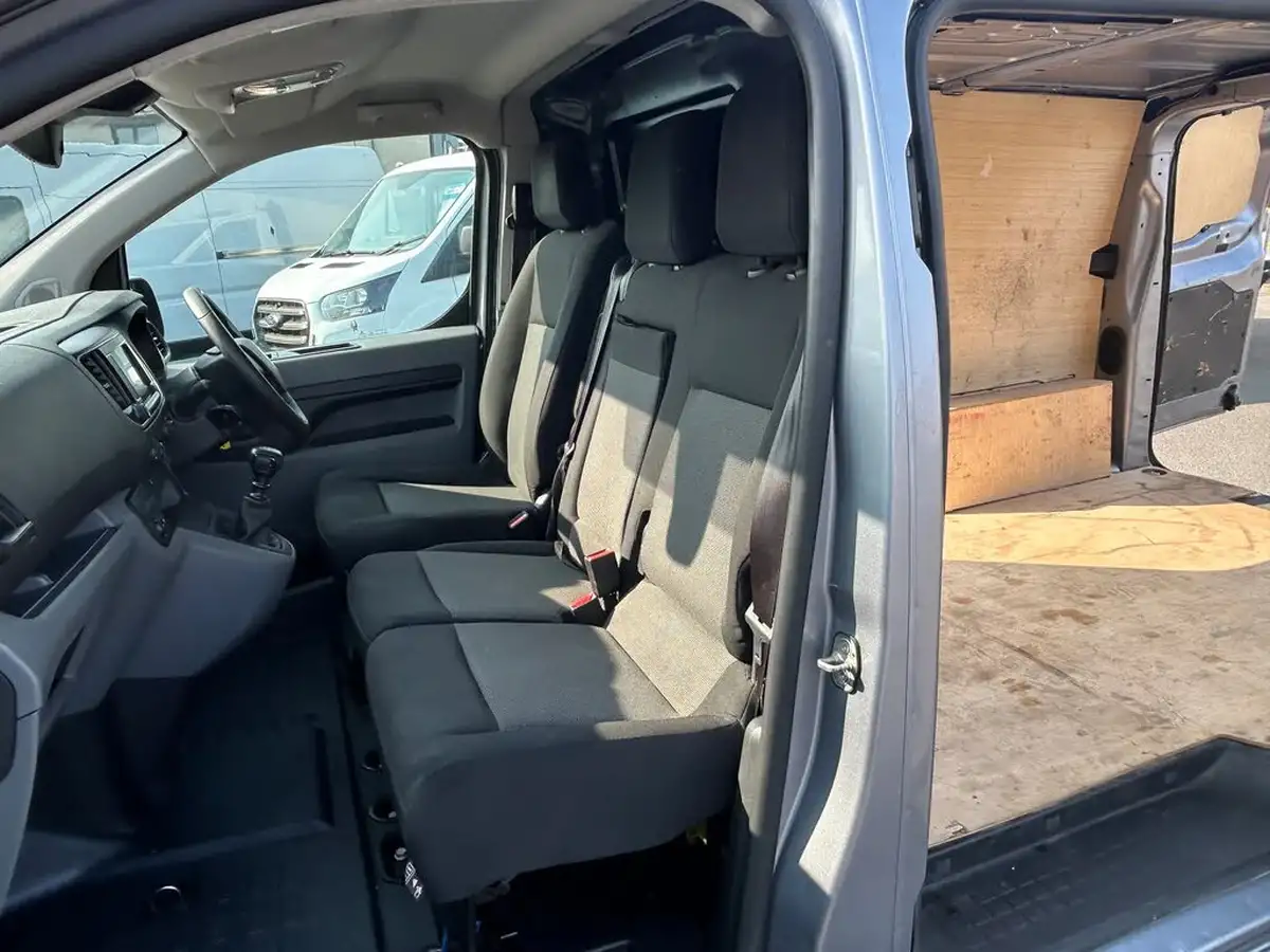 2022-vauxhall-vivaro-15td-2700-l1h1-sportive-120pseu6d-big-24