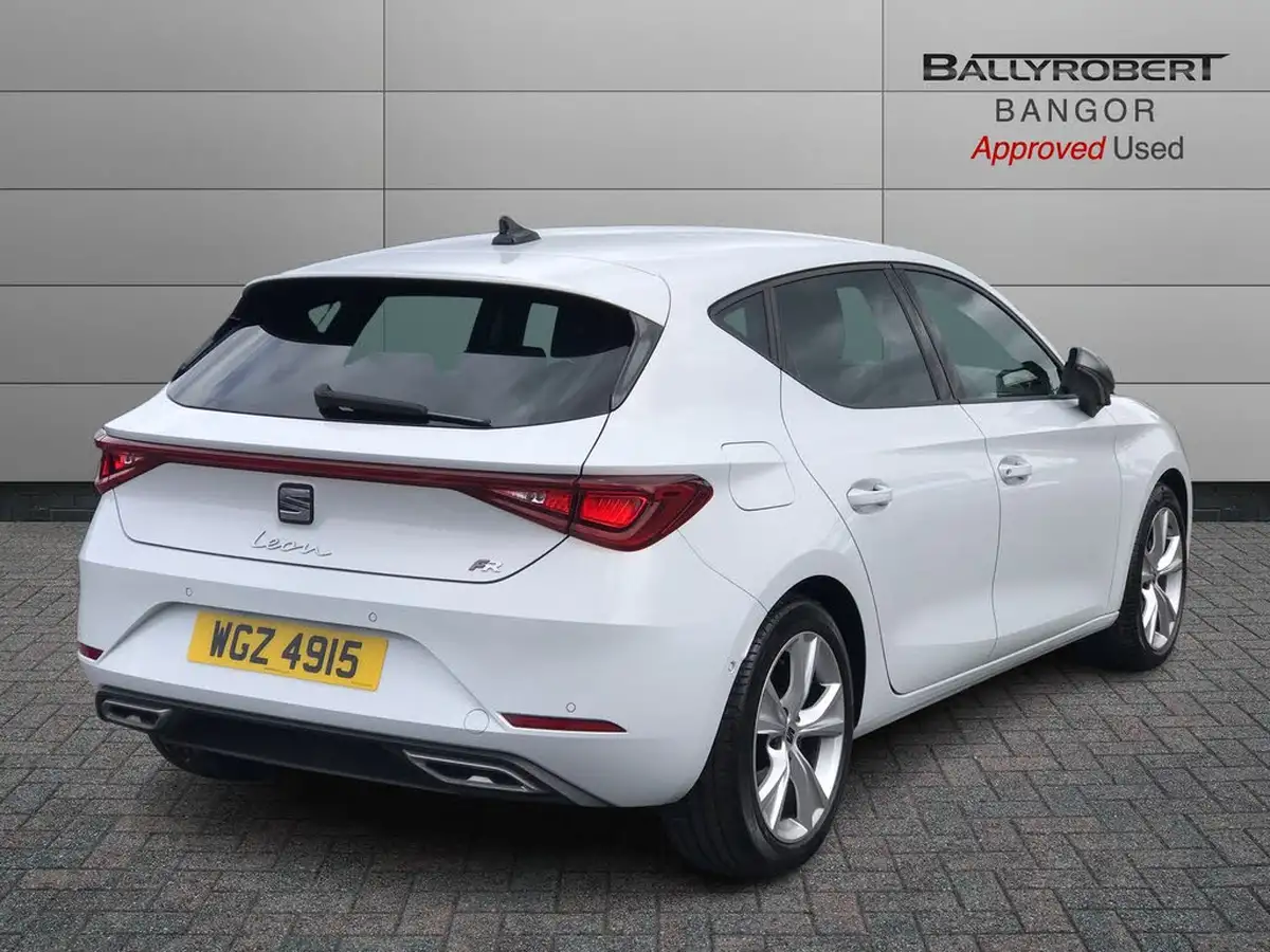 2022-seat-leon-10-tsi-evo-fr-hatchback-big-14