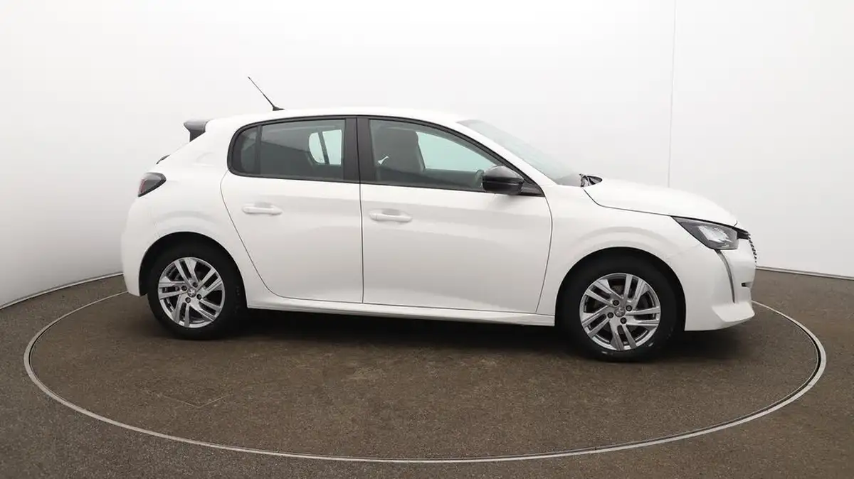 2022-peugeot-208-12-puretech-active-premium-100bhp-eat8-big-48