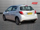 2015-toyota-yaris-133-icon-vvt-i-5d-small-1