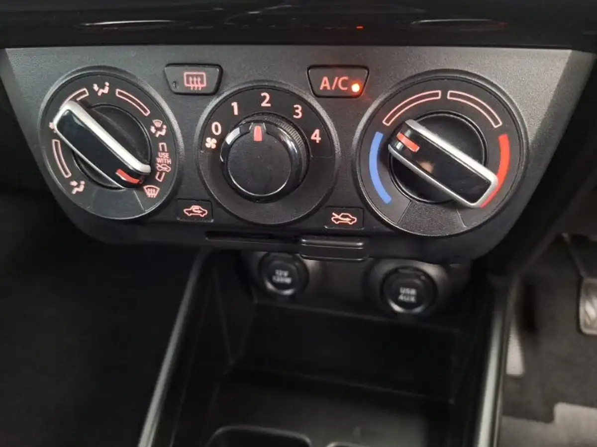 2018-suzuki-swift-10-boosterjet-sz-t-113ps-big-11
