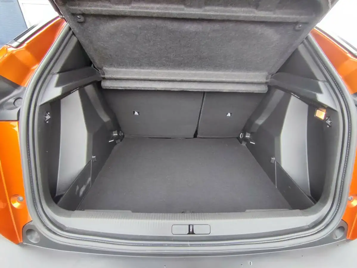 2022-peugeot-2008-suv-12-puretech-active-premium-big-12