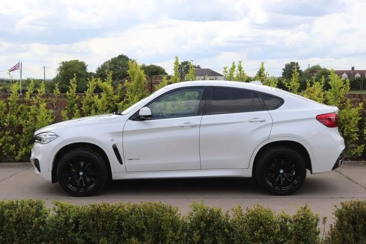 2015-bmw-x6-30td-xdrive30d-m-sport-big-8