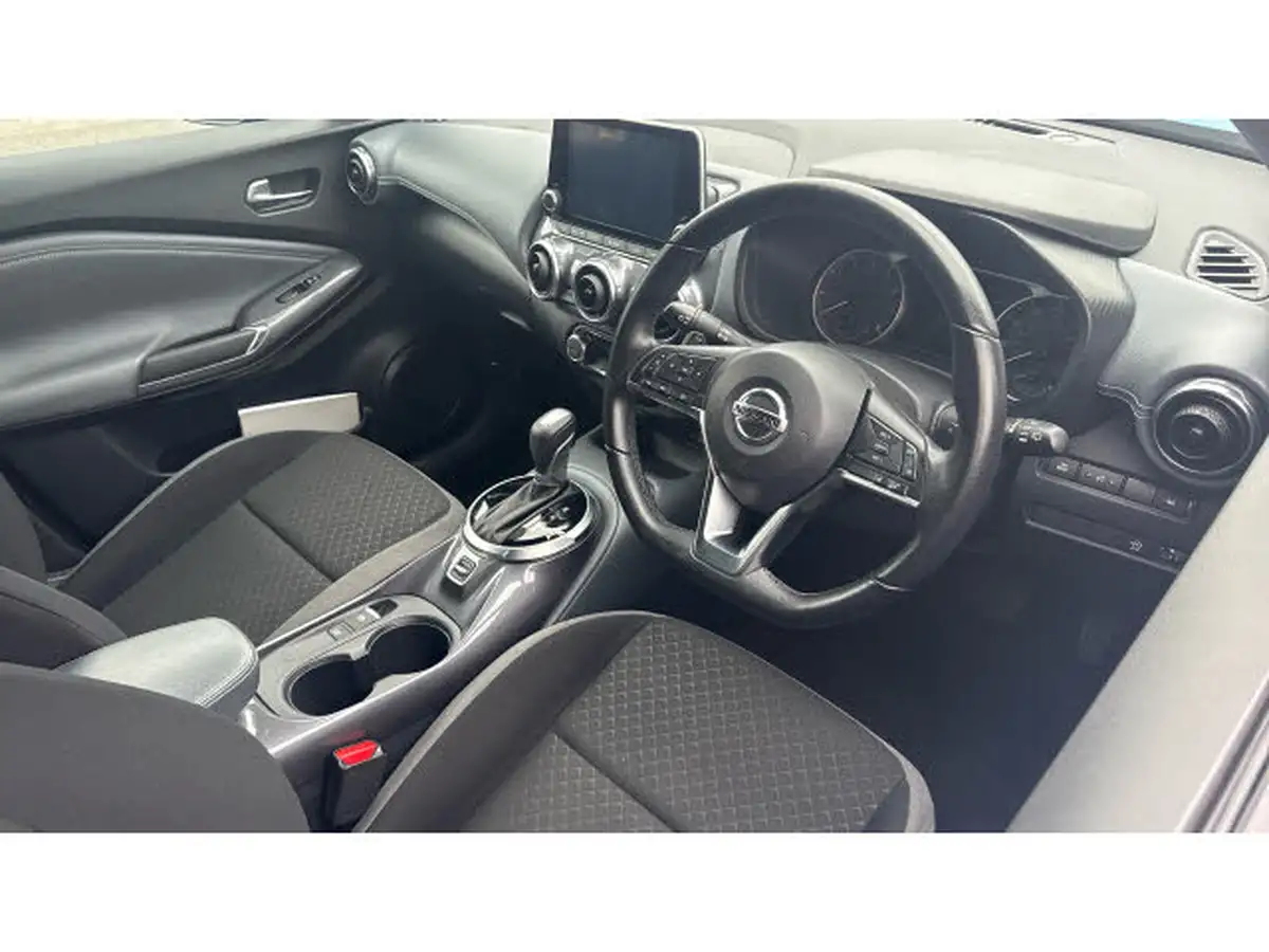 2022-nissan-juke-10-dig-t-n-connecta-dct-big-10