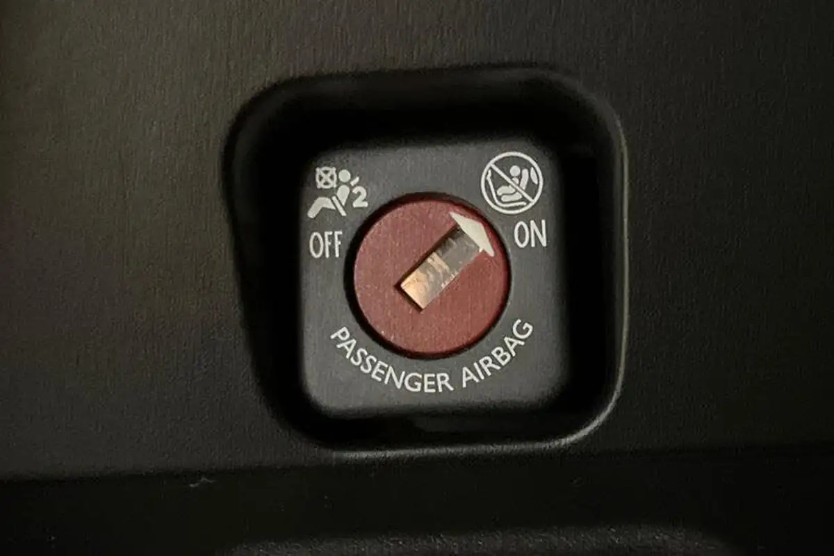 2021-vauxhall-corsa-e-sri-nav-premium-74kw-big-38
