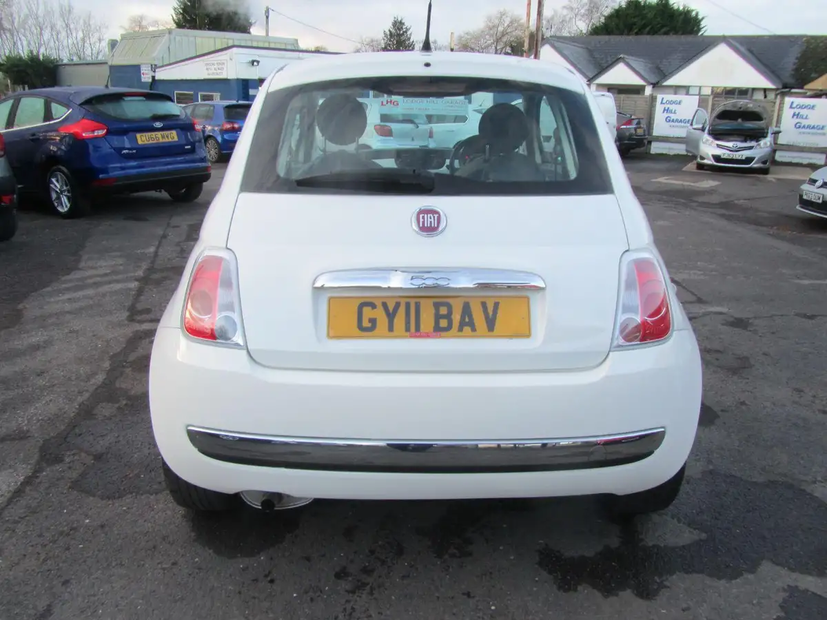 2011-fiat-500-12-lounge-big-5