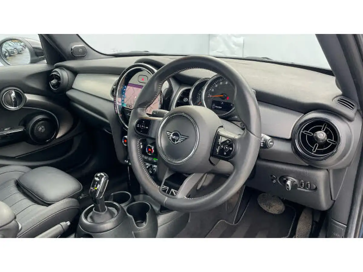 2022-mini-cooper-15-cooper-exclusive-premium-hatchback-5d-auto-big-5