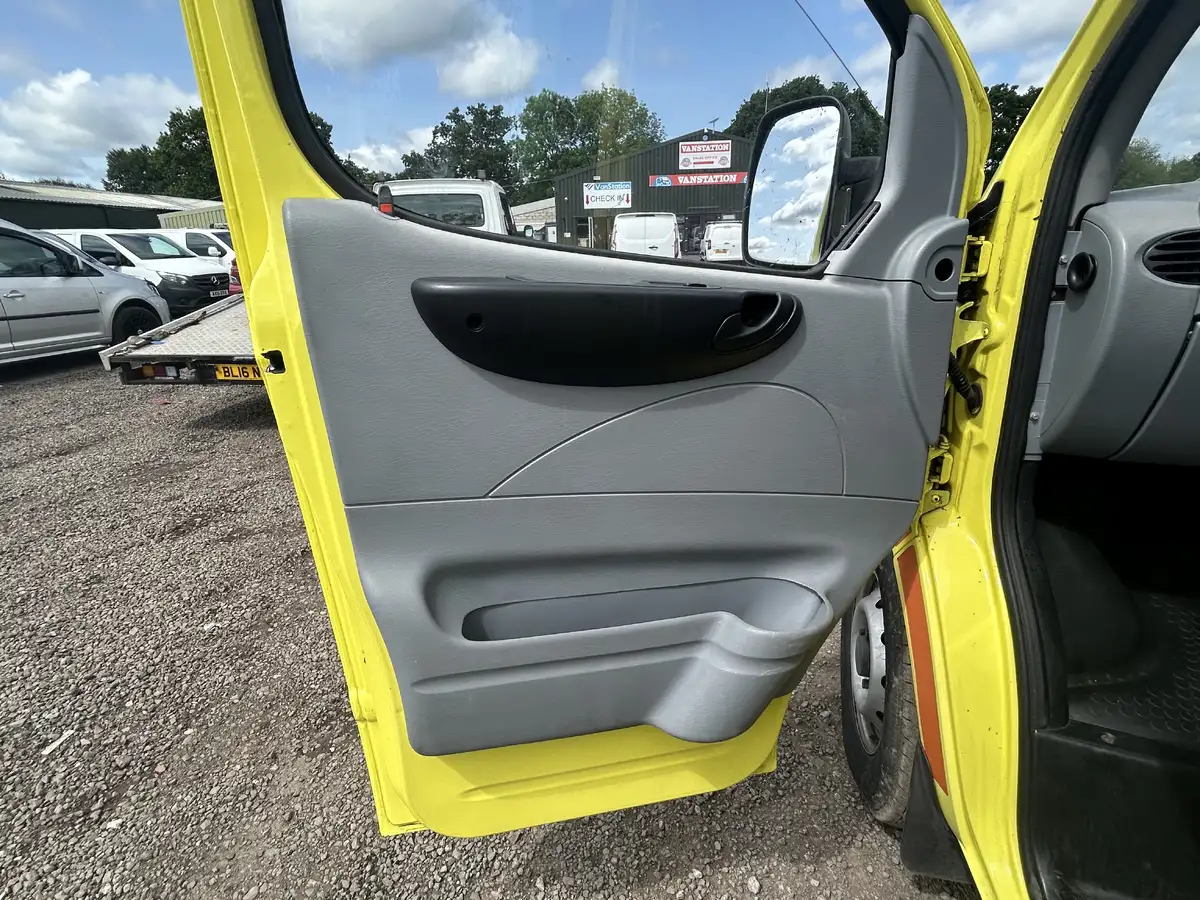 2009-ldv-maxus-25td-35t-lwb-25cdi-120ps-ex-high-roof-crew-van-3st-big-19