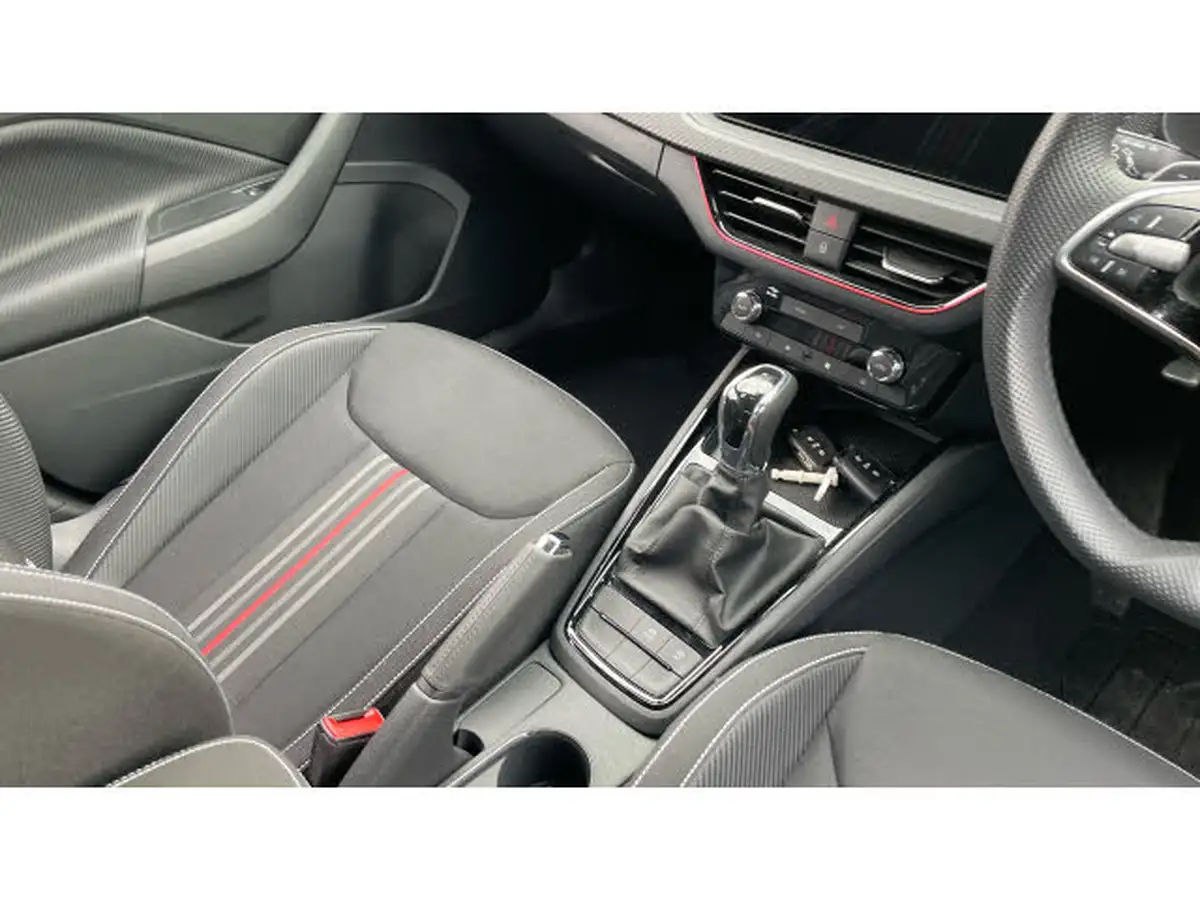 2024-skoda-kamiq-15-tsi-monte-carlo-dsg-big-13