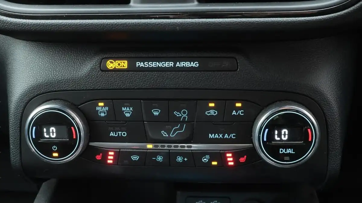 2021-ford-kuga-15-st-line-x-edition-big-11