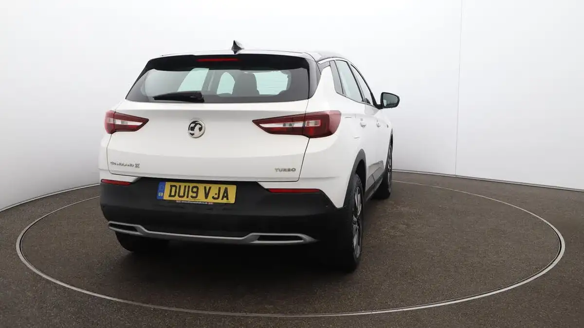 2019-vauxhall-grandland-x-12-sport-nav-big-56