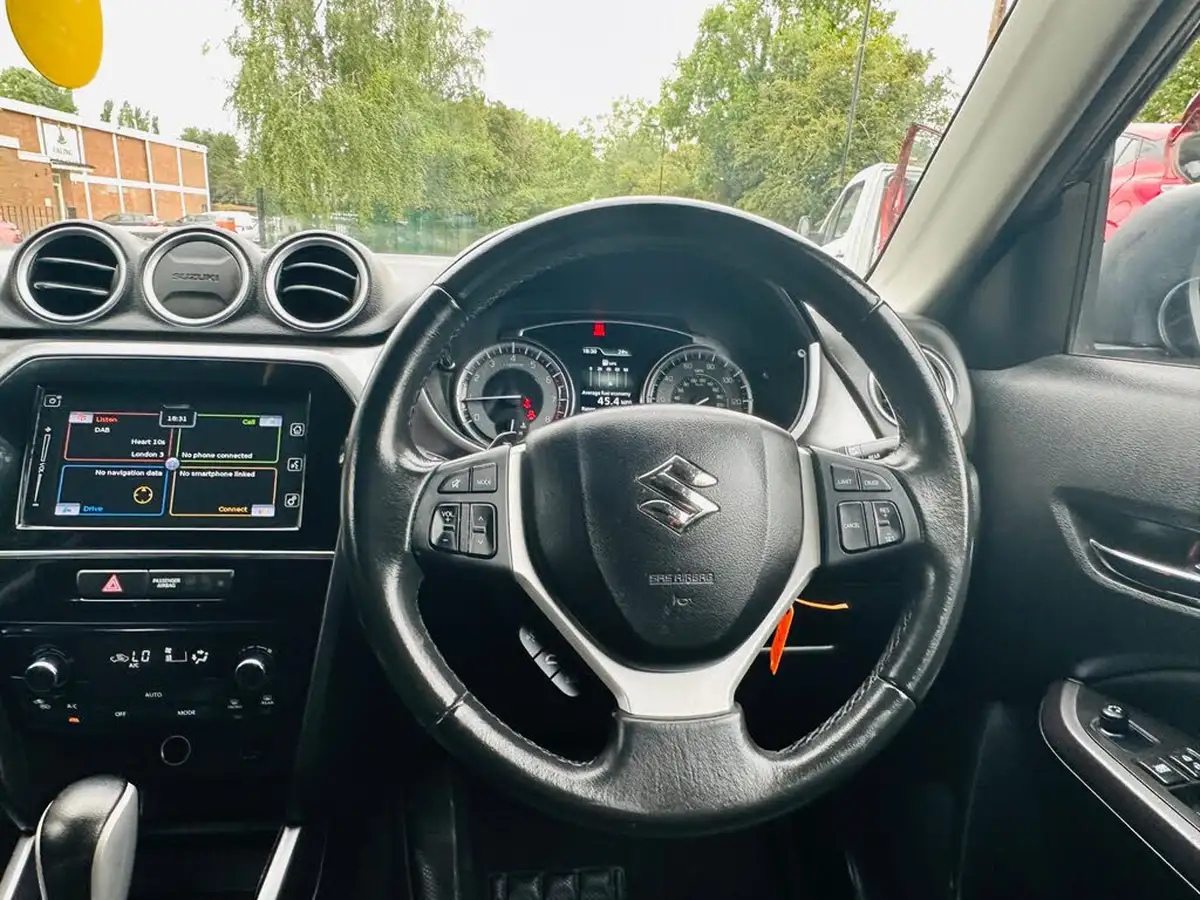2020-suzuki-vitara-14-boosterjet-sz-t-140ps-auto-big-24