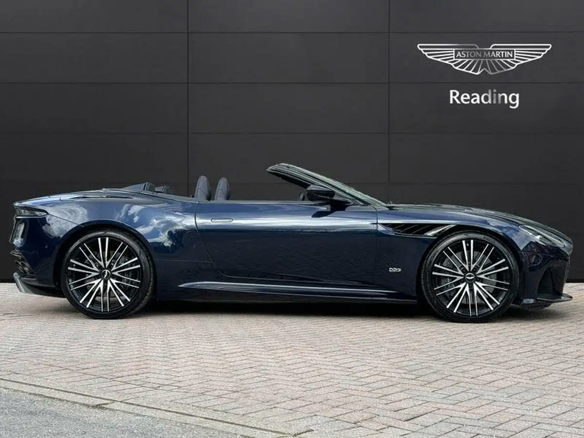 2020-aston-martin-dbs-52-v12-superleggera-volante-big-13