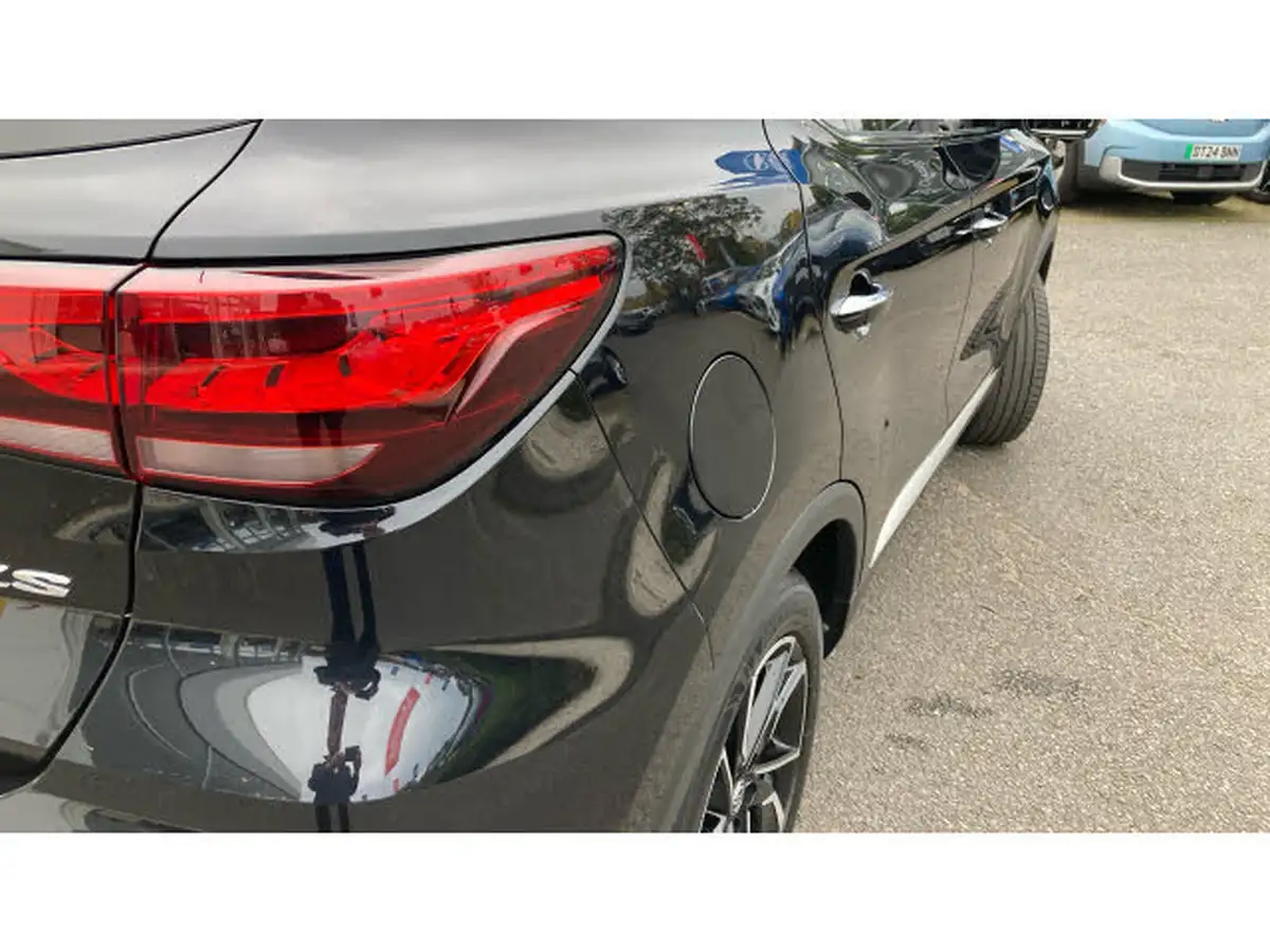 2020-mg-zs-suv-10t-gdi-exclusive-111ps-big-38