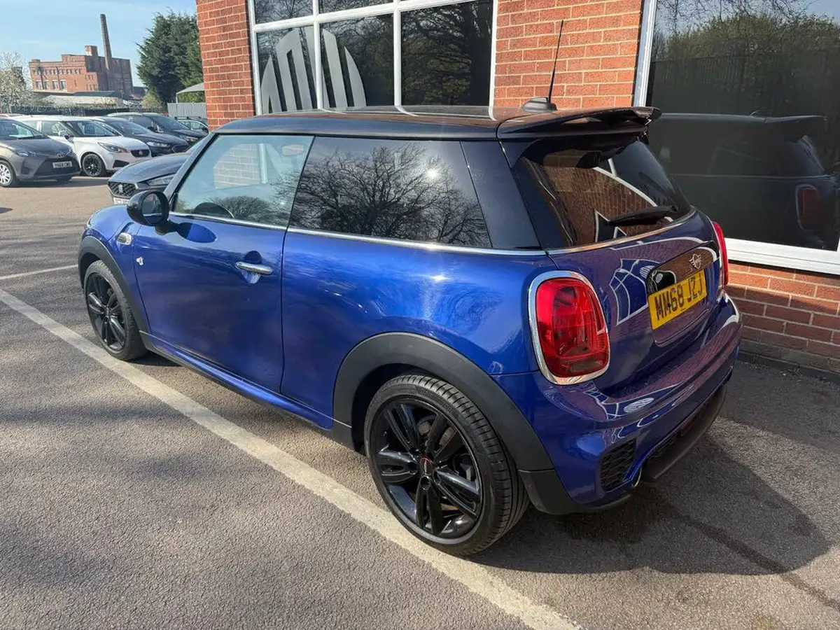 2018-mini-cooper-15-cooper-sport-ss-hatchback-3d-big-4