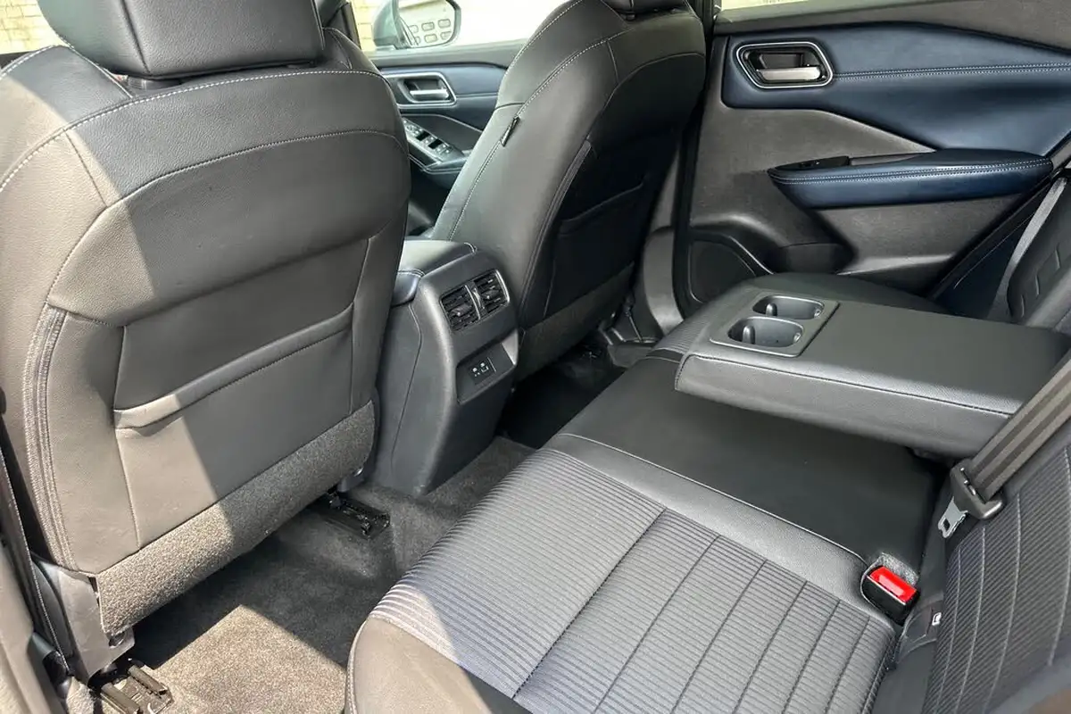 2024-nissan-qashqai-13-dig-t-tekna-158ps-xtronic-big-19
