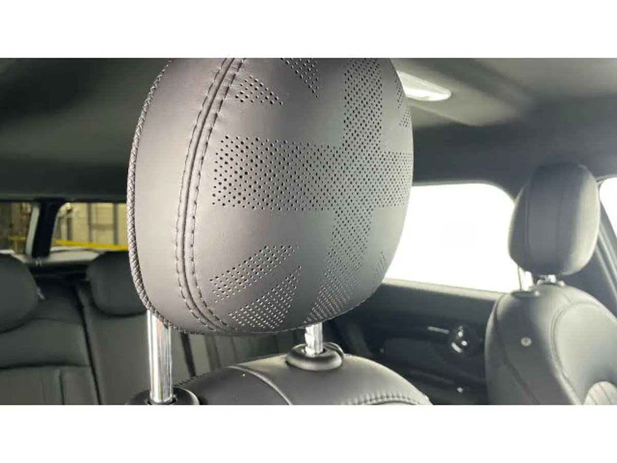 2023-mini-clubman-15-cooper-exclusive-premium-auto-big-52
