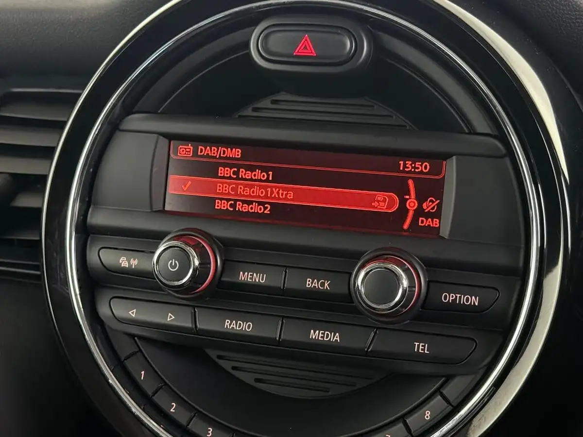 2018-mini-cooper-15-cooper-series-ii-ss-hatchback-5d-big-30