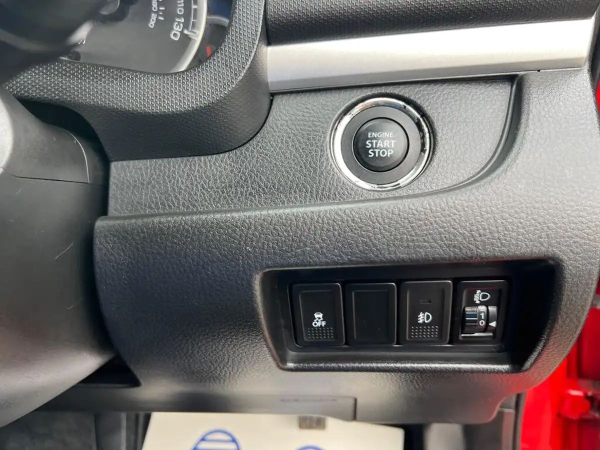 2016-suzuki-swift-12-sz4-94ps-nav-5d-big-32