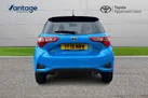 2019-toyota-yaris-15-vvt-i-red-bi-tone-hybrid-small-3