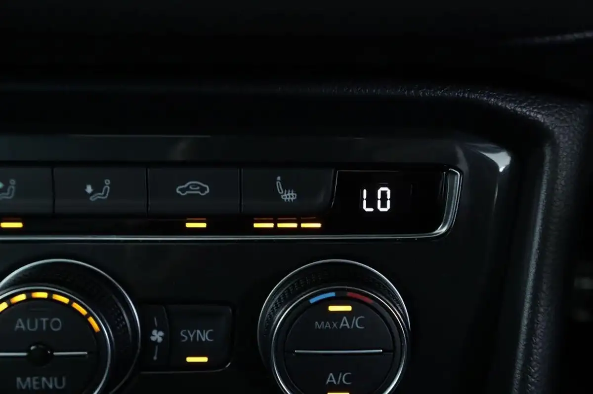 2020-volkswagen-tiguan-20-tsi-sel-230ps-big-23