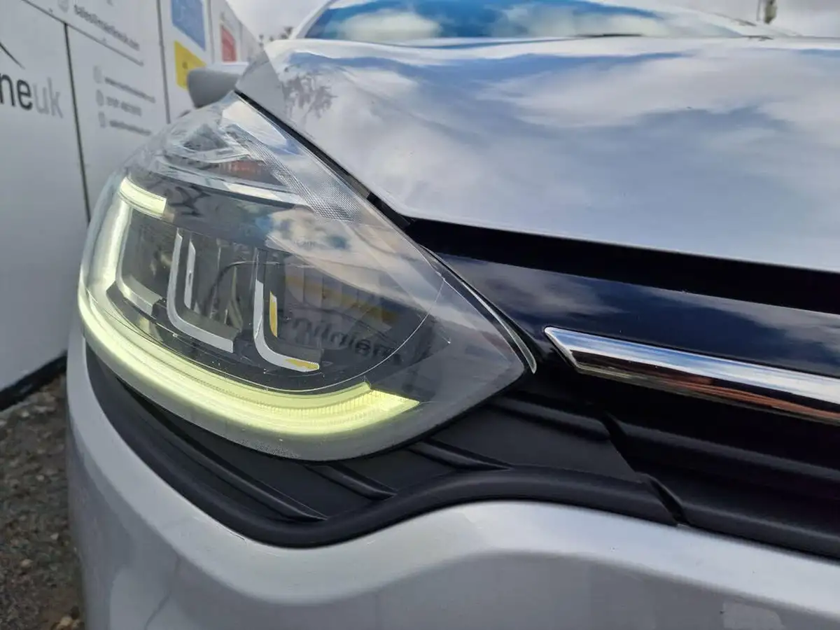 2017-renault-clio-15dci-dynamique-s-nav-90bhp-big-5