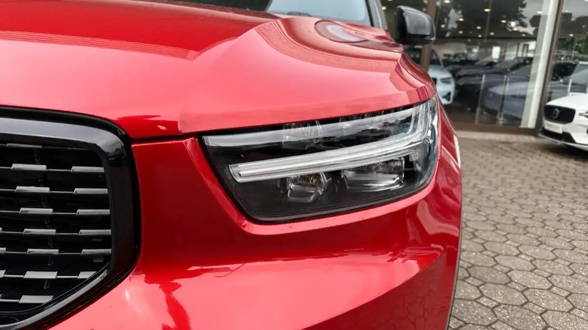 2020-volvo-xc40-15-t3-r-design-geartronic-big-22