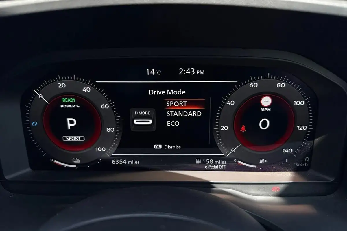 2023-nissan-qashqai-15-tekna-big-48