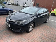 2017 Toyota Auris 1.8 VVT-i HSD Business Edition (TSS) Hatchback