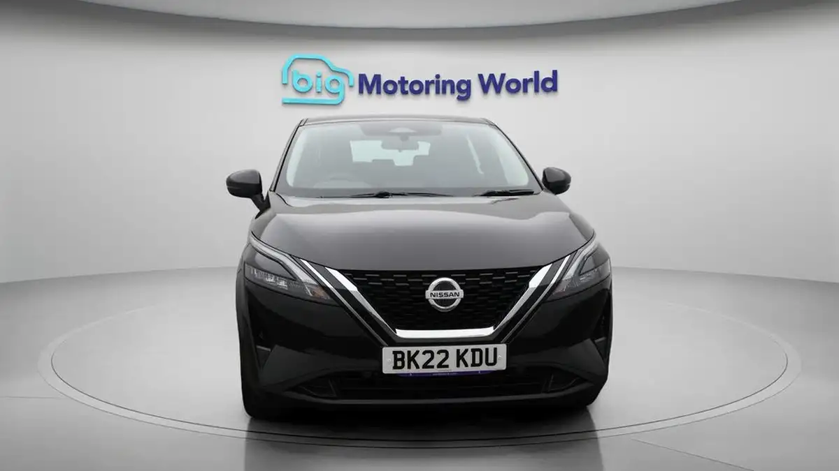 2022-nissan-qashqai-13-dig-t-acenta-premium-140ps-big-2