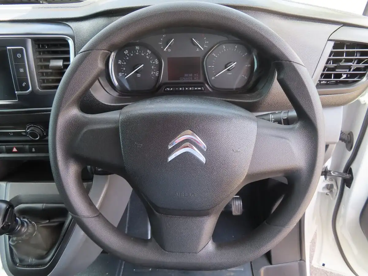 2018-citroen-dispatch-20bluehdi-enterprise-m-1400-crewcab-big-38
