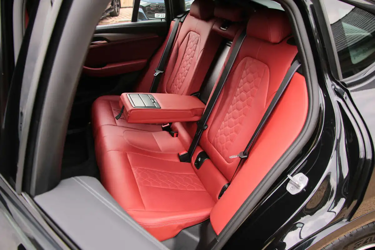 2021-bmw-x4-30-m-competition-sport-big-18