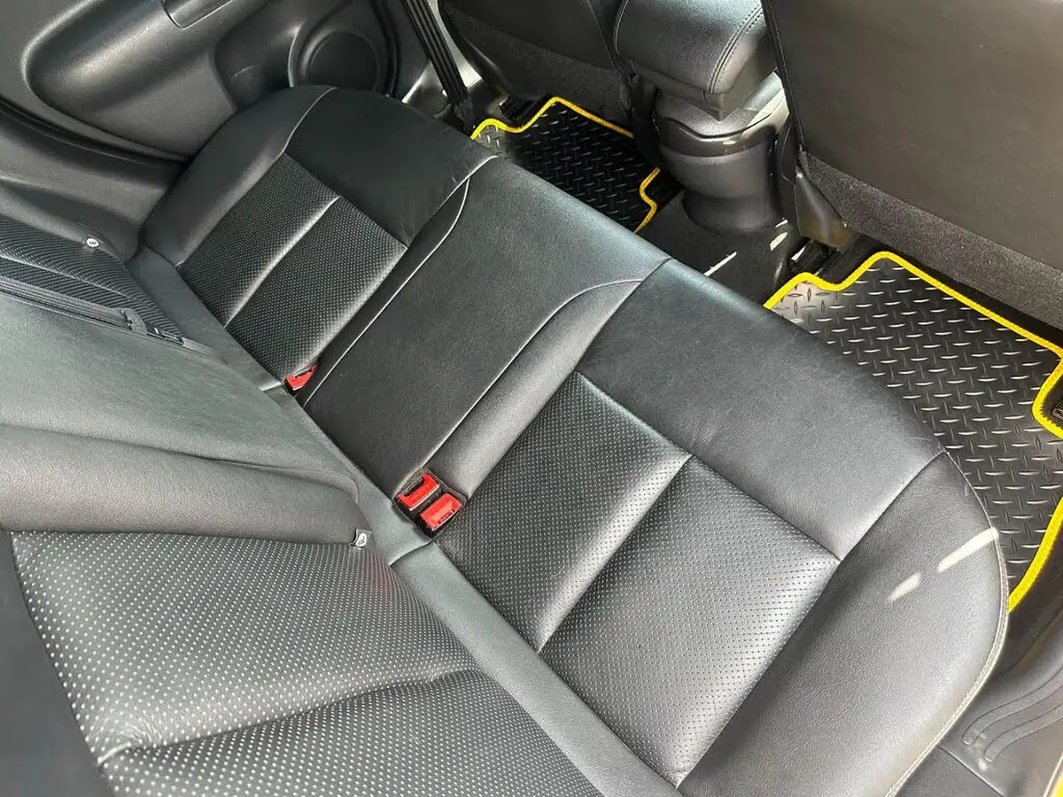 2015-nissan-juke-15dci-tekna-big-28