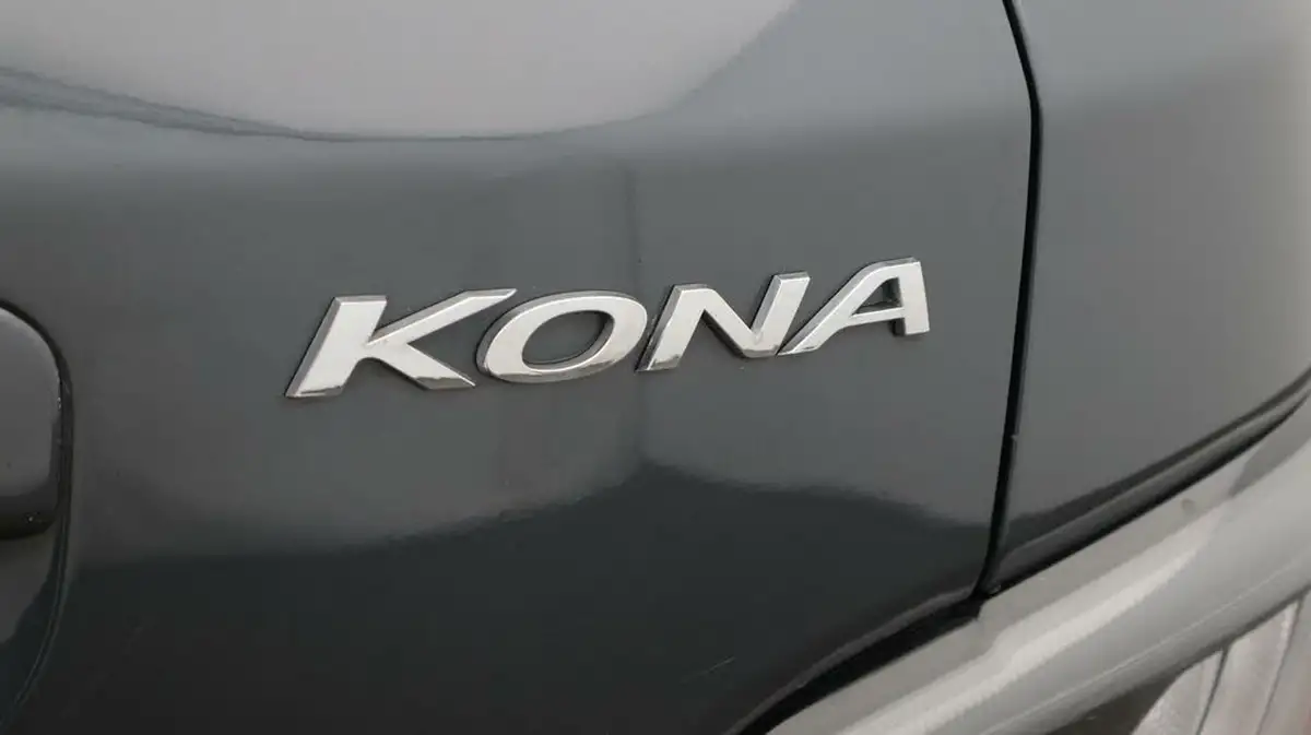 2022-hyundai-kona-e-premium-204ps-64kwh-7kw-obc-big-22