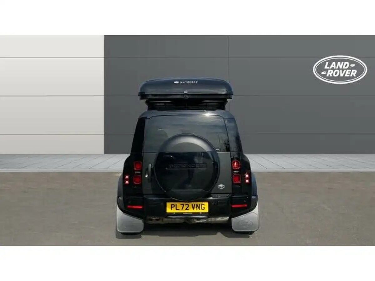 2022-land-rover-110-defender-30-d250-xs-edition-big-5