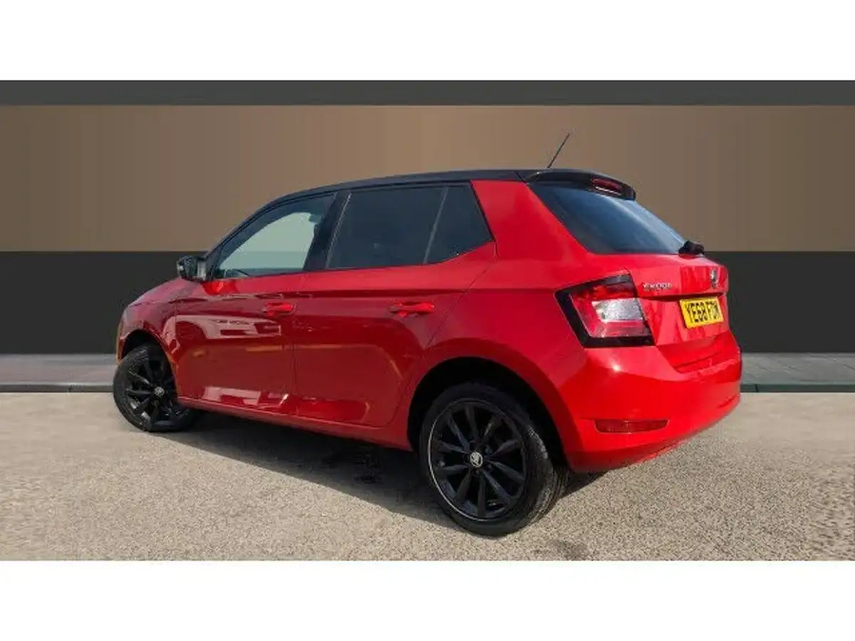 2018-skoda-fabia-10-mpi-colour-edition-big-1