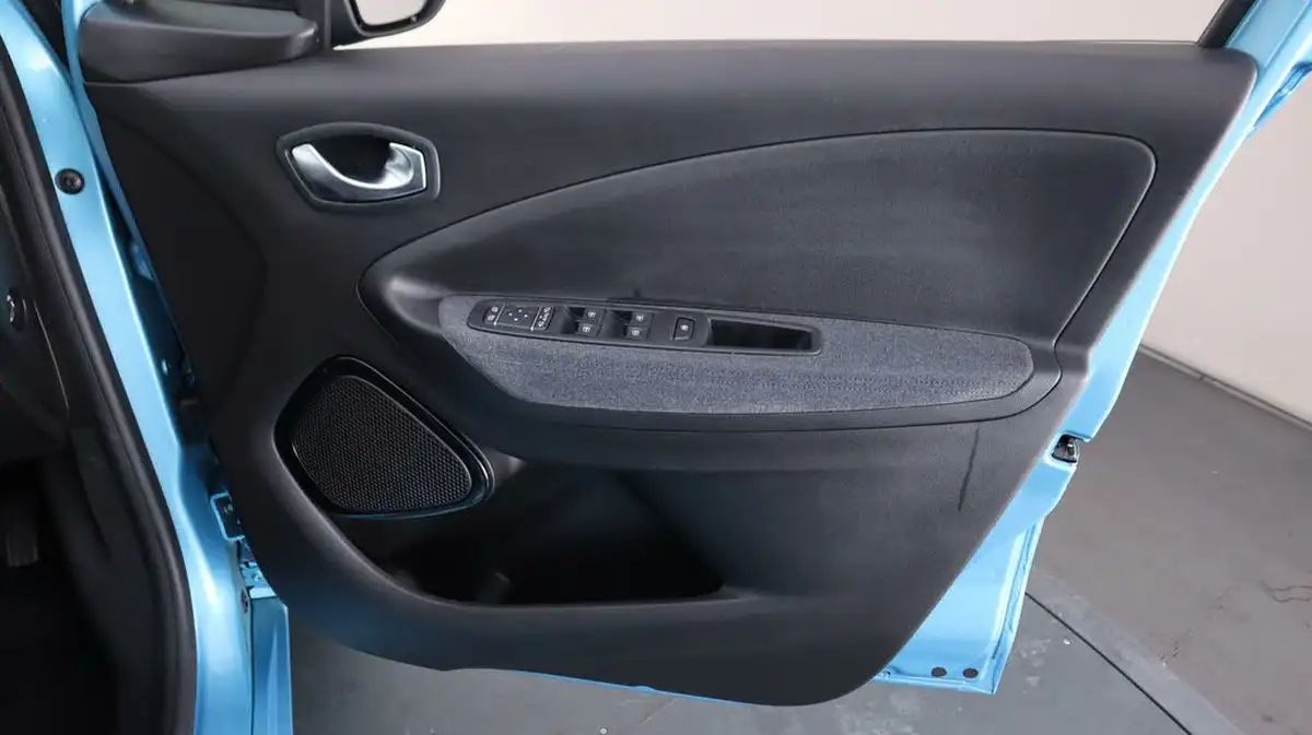 2022-renault-zoe-e-gt-line-big-15